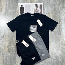 Load image into Gallery viewer, T-shirt