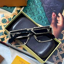 Load image into Gallery viewer, Sunglass