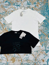 Load image into Gallery viewer, Tshirt
