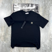 Load image into Gallery viewer, T-shirt