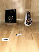 Load image into Gallery viewer, Headphone