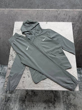 Load image into Gallery viewer, Tracksuit men