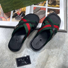 Load image into Gallery viewer, Slipper