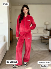 Load image into Gallery viewer, Tracksuit