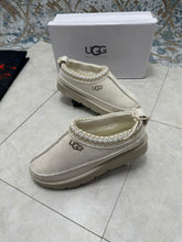 Load image into Gallery viewer, Slipper
