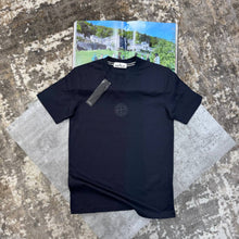Load image into Gallery viewer, Tshirt