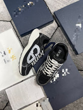 Load image into Gallery viewer, Shoes men