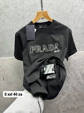 Load image into Gallery viewer, Tshirt