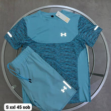 Load image into Gallery viewer, Tshirt