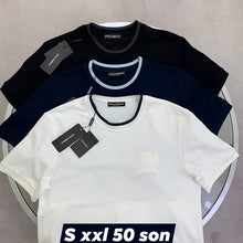 Load image into Gallery viewer, Tshirt