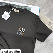 Load image into Gallery viewer, Tshirt