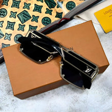Load image into Gallery viewer, Sunglass