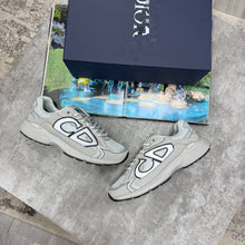 Load image into Gallery viewer, Shoes