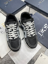 Load image into Gallery viewer, Shoes men