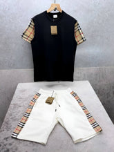 Load image into Gallery viewer, Tshirt