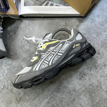 Load image into Gallery viewer, Shoes