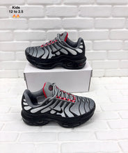 Load image into Gallery viewer, Shoes boy