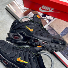 Load image into Gallery viewer, Shoes