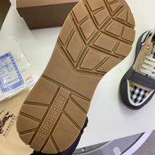 Load image into Gallery viewer, Shoes men