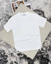 Load image into Gallery viewer, T-shirt