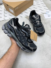 Load image into Gallery viewer, Shoes