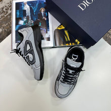 Load image into Gallery viewer, Shoes