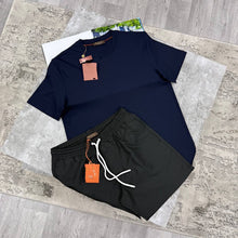 Load image into Gallery viewer, Tshirt