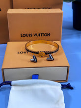 Load image into Gallery viewer, Bracelet