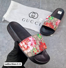 Load image into Gallery viewer, Slipper