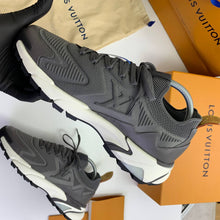 Load image into Gallery viewer, Shoes