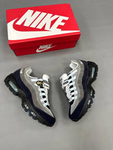 Load image into Gallery viewer, Shoes