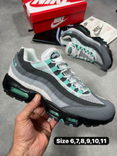 Load image into Gallery viewer, Shoes