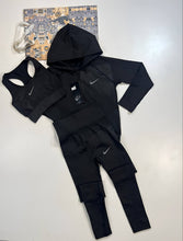 Load image into Gallery viewer, Tracksuit women