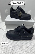 Load image into Gallery viewer, Shoes women