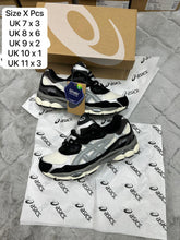 Load image into Gallery viewer, Shoes