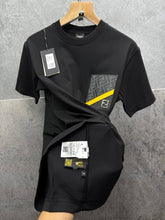 Load image into Gallery viewer, T-shirt