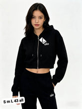Load image into Gallery viewer, Tracksuit women
