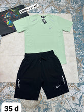 Load image into Gallery viewer, Tshirt