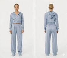 Load image into Gallery viewer, Tracksuit women
