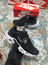 Load image into Gallery viewer, Shoes