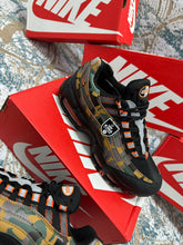 Load image into Gallery viewer, Shoes
