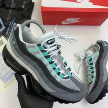 Load image into Gallery viewer, Shoes