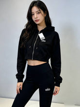 Load image into Gallery viewer, Tracksuit women