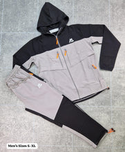 Load image into Gallery viewer, Tracksuit