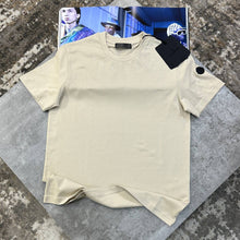 Load image into Gallery viewer, Tshirt