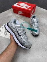 Load image into Gallery viewer, Shoes