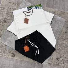 Load image into Gallery viewer, Tshirt