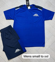 Load image into Gallery viewer, Tshirt