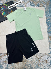 Load image into Gallery viewer, Tshirt