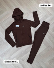 Load image into Gallery viewer, Tracksuit